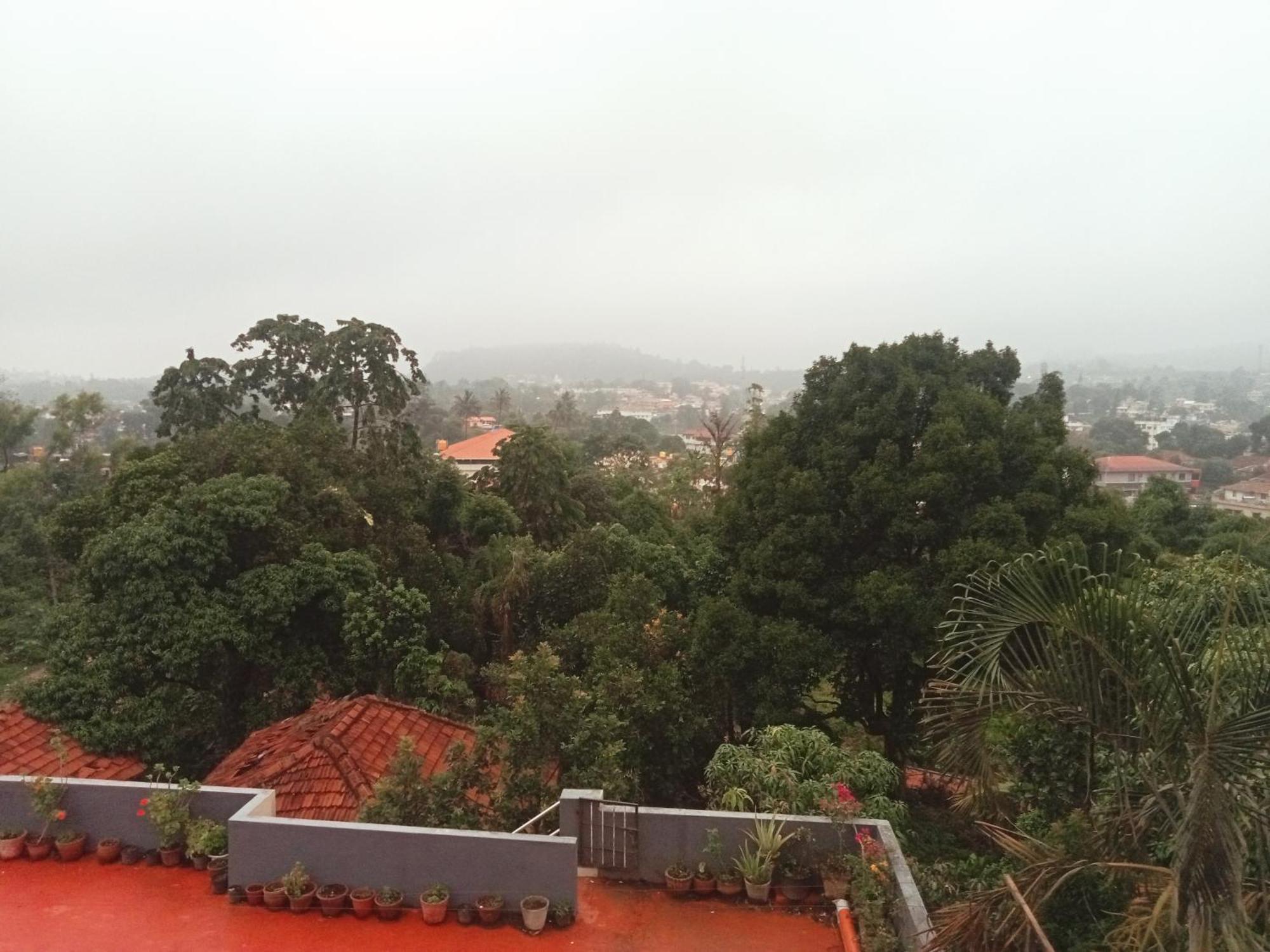 Eshwarkrupa Homestay Madikeri Exterior photo